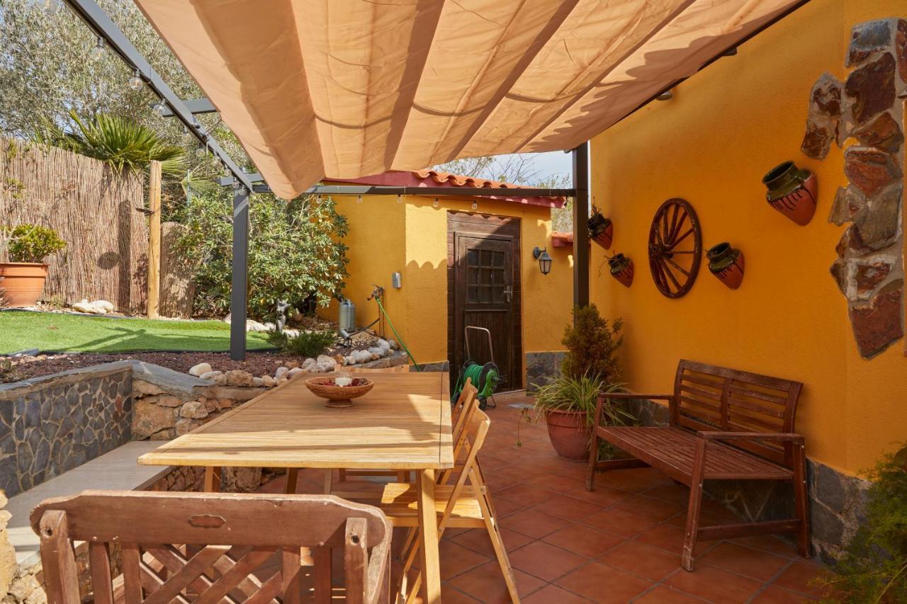 Amazing Vila Close To Sitges, Jacuzzi, Swimming Pool & Exellent Views Olivella エクステリア 写真