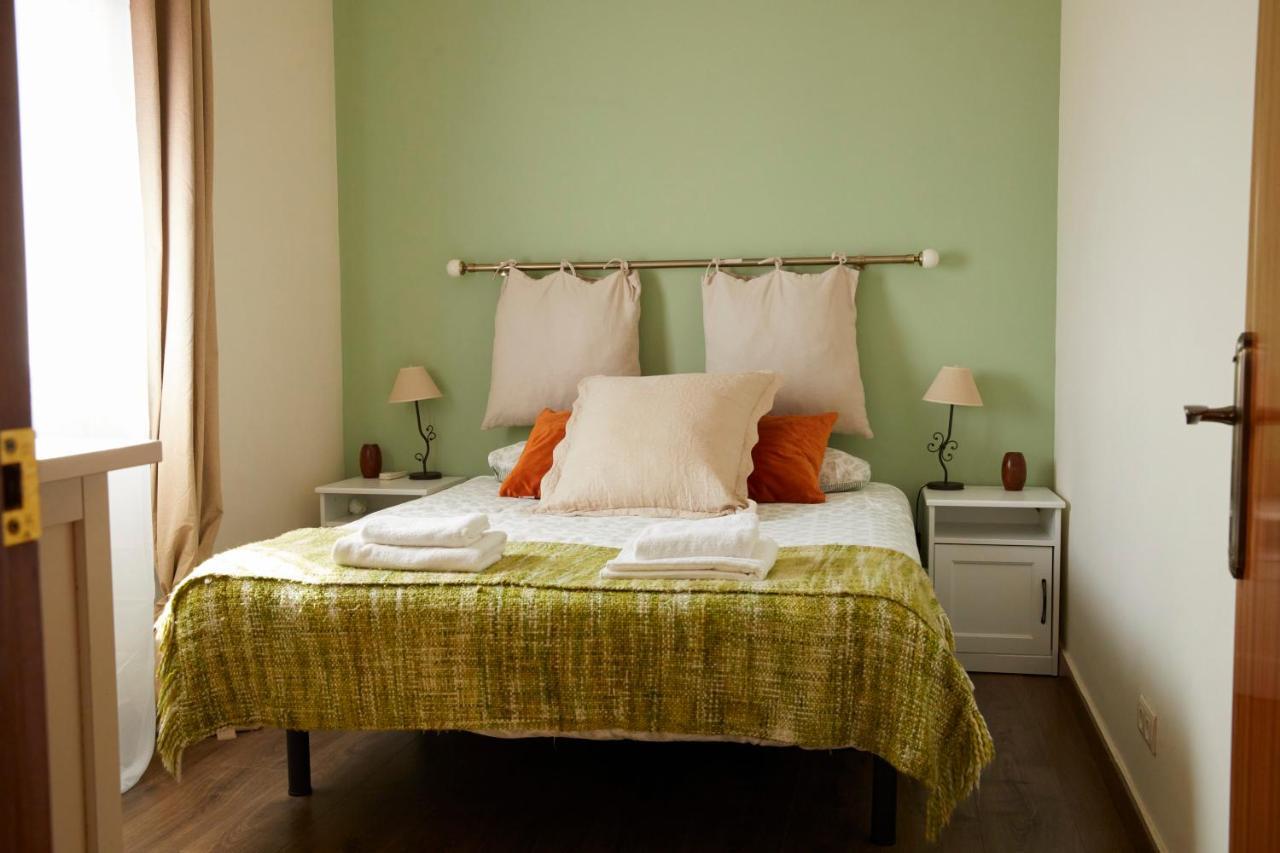 Amazing Vila Close To Sitges, Jacuzzi, Swimming Pool & Exellent Views Olivella エクステリア 写真