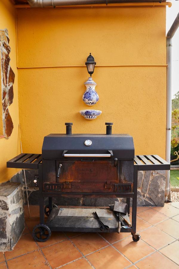 Amazing Vila Close To Sitges, Jacuzzi, Swimming Pool & Exellent Views Olivella エクステリア 写真