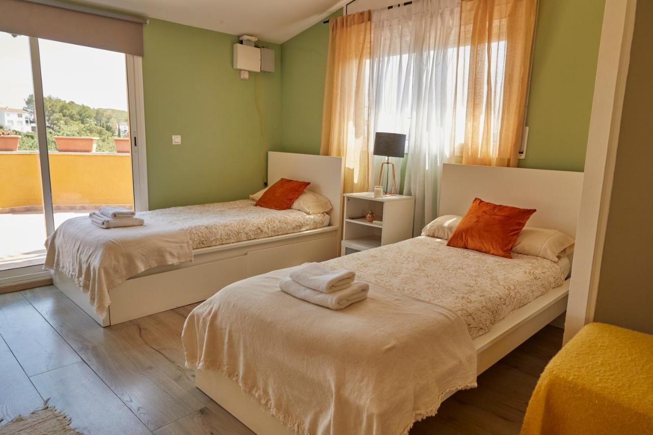 Amazing Vila Close To Sitges, Jacuzzi, Swimming Pool & Exellent Views Olivella エクステリア 写真