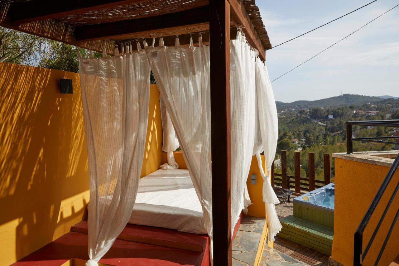 Amazing Vila Close To Sitges, Jacuzzi, Swimming Pool & Exellent Views Olivella エクステリア 写真