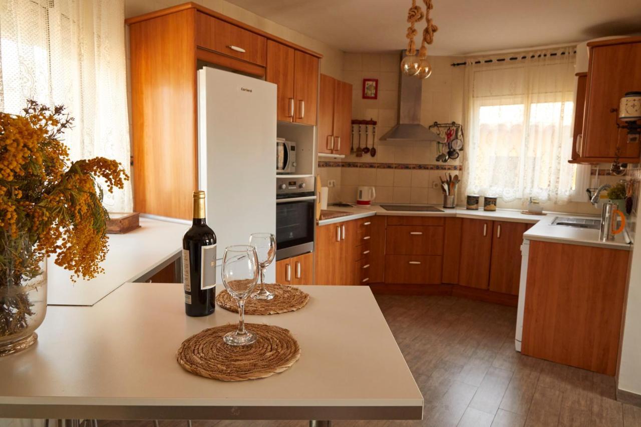 Amazing Vila Close To Sitges, Jacuzzi, Swimming Pool & Exellent Views Olivella エクステリア 写真